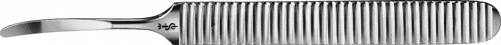 B. Braun WILLIGER Raspatory, curved, 140 mm (5 1/2"), sharp, jaw width: 4.20 mm, article DO510R