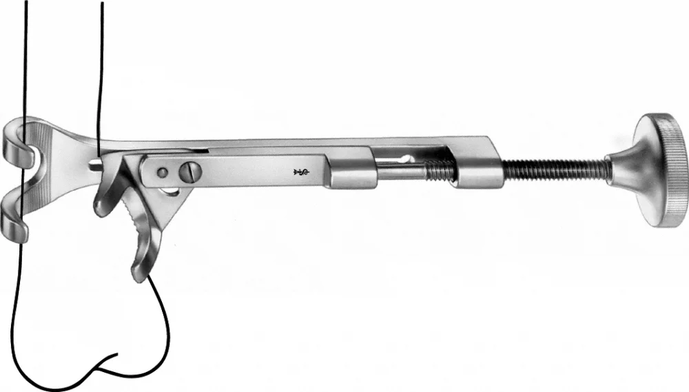 B. Braun LOWMAN-HOGLUND Bone Holding Clamp, 175 mm (6 7/8") (FO193R)