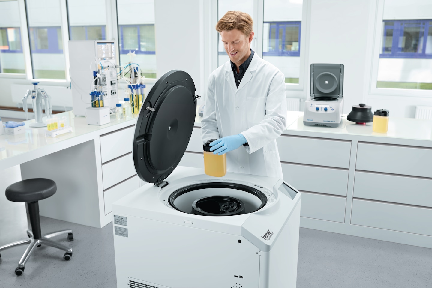 Manufacturer product-family image for Eppendorf Bottles - Centrifuge Bottles for High-Speed and Ultracentrifugation